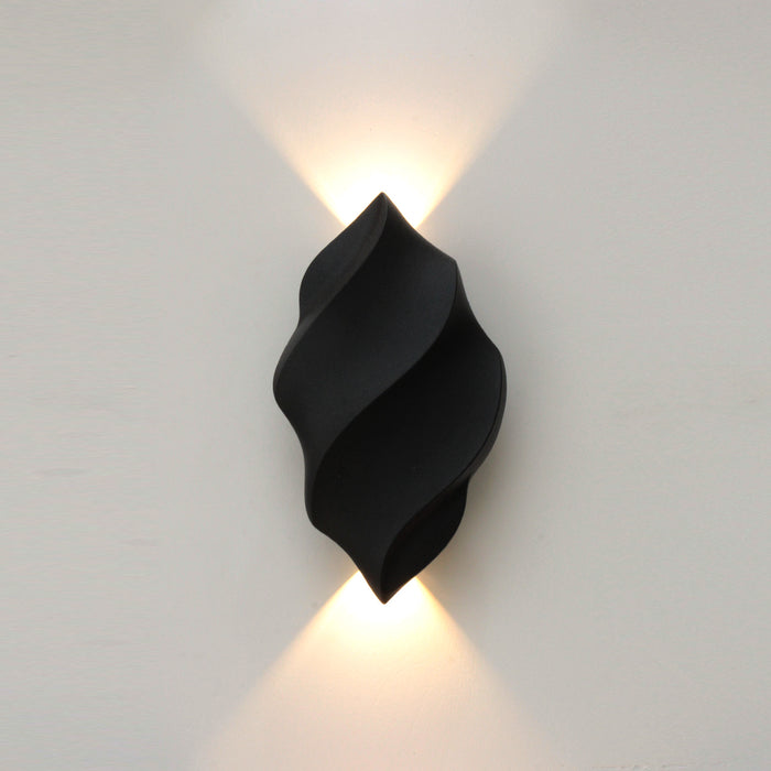 10W LED Outdoor Wall Light – IP54 Warm White