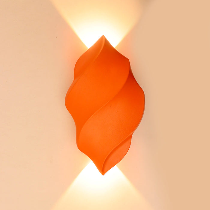 10W LED Outdoor Wall Light – IP54 Warm White (Orange)