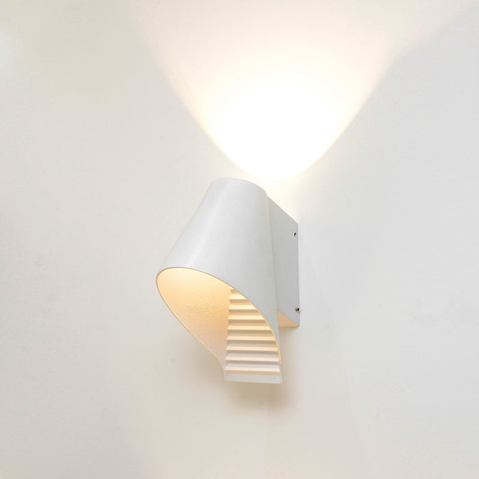 10W LED Outdoor Wall Light – IP54 Warm White