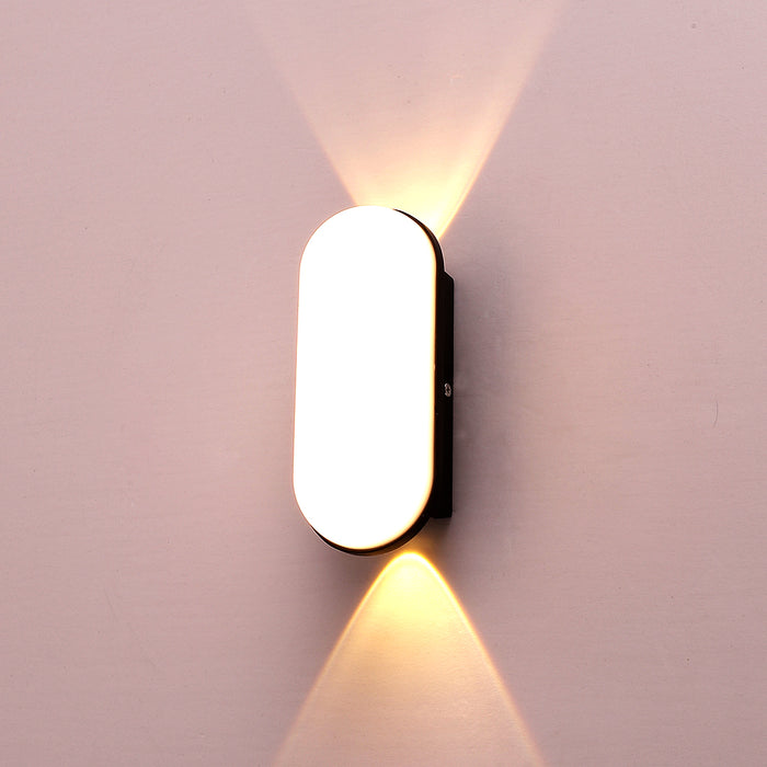7W LED Outdoor Wall Light – IP54 Warm White